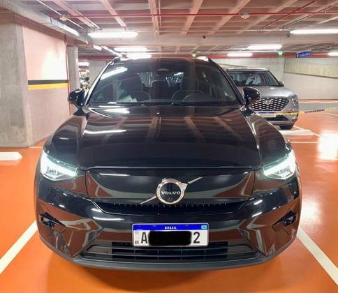 VOLVO XC40 P8 RECHARGE TWIN ELECTRIC ULTIMATE AWD